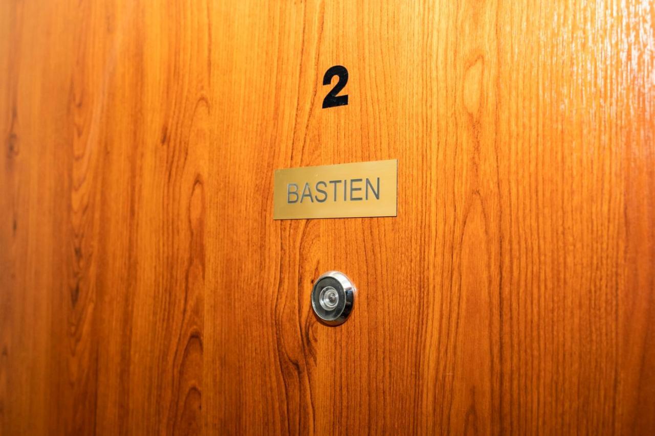 Bastien Studio Near Airport Prague Exterior photo